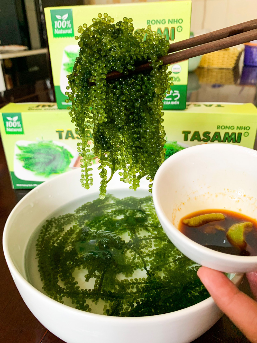 Rong Nho Tách Nước Tasami Kèm Xốt Tương Wasabi - Hộp 137,5g