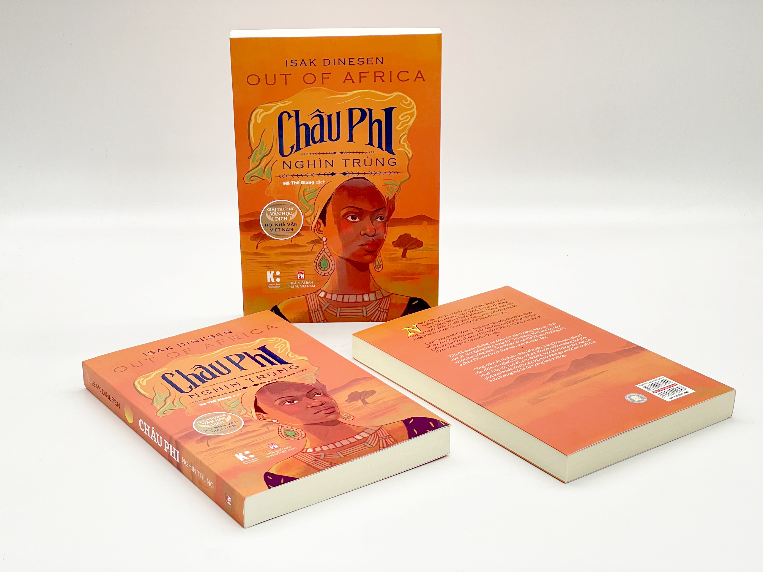 Châu Phi Nghìn Trùng (Tái Bản)