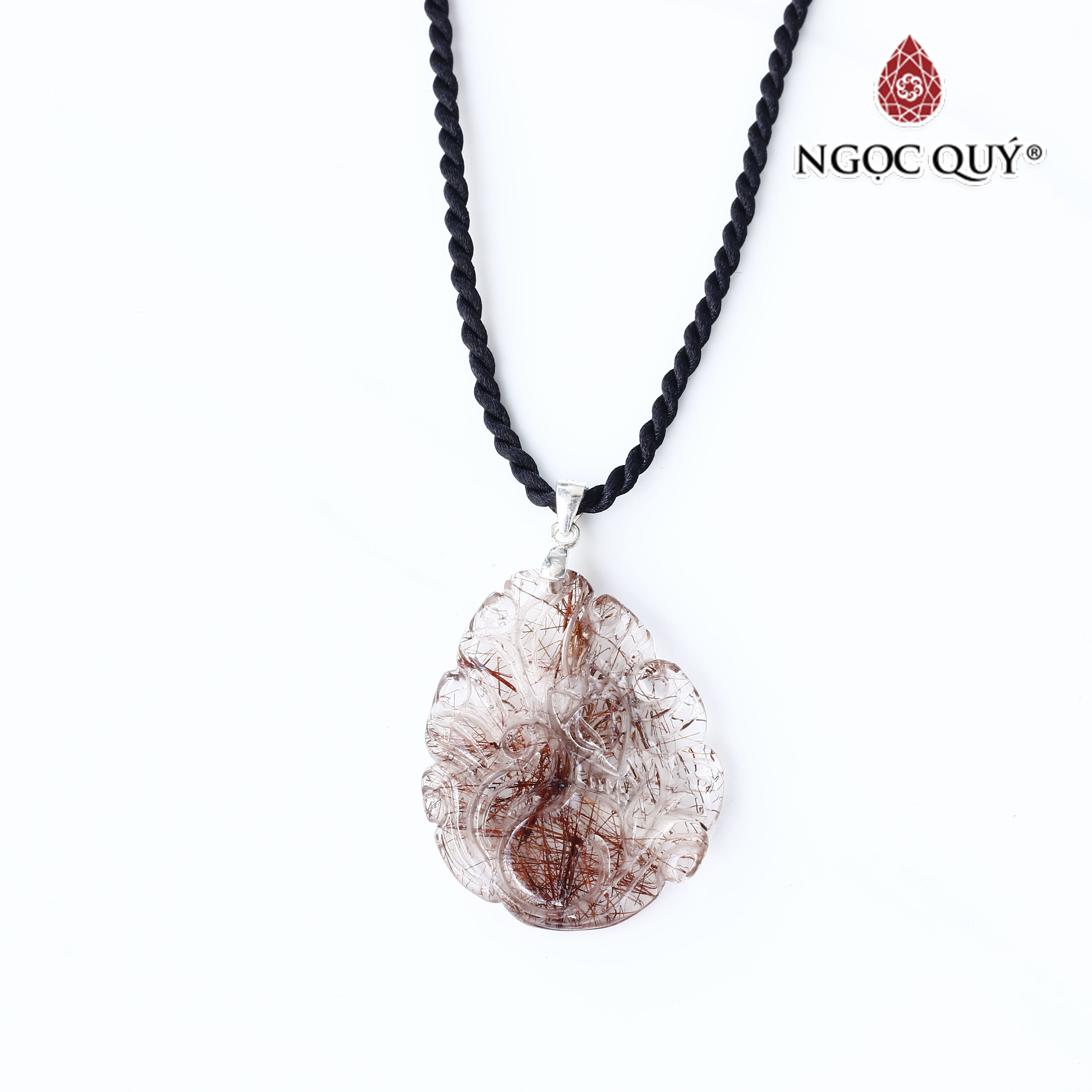 Mặt dây chuyền nữ hoàng hồ ly 9 đuôi đá thạch anh tóc đỏ hợp mệnh hỏa, thổ - Ngọc Quý Gemstones