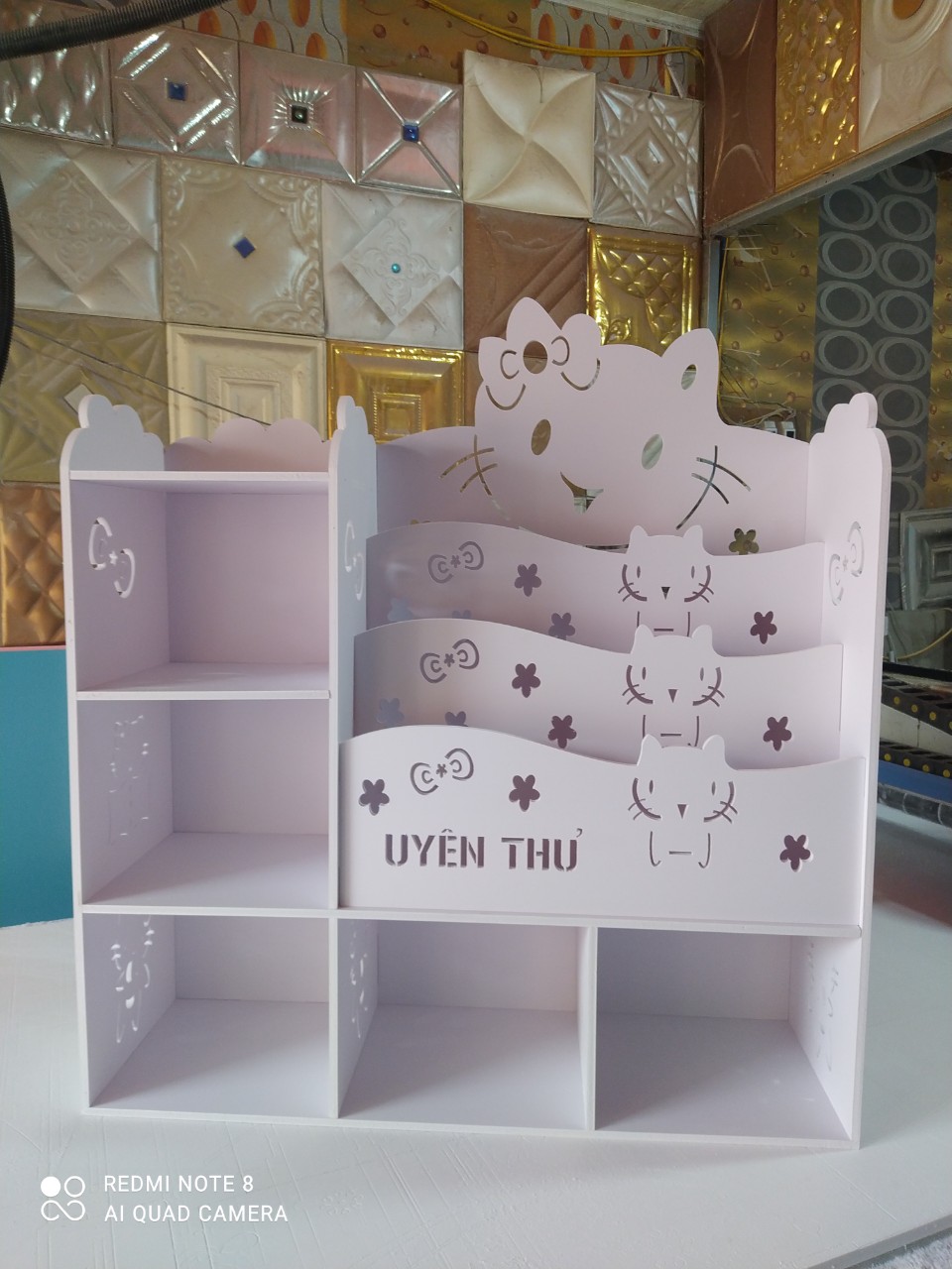 Kệ sách Gấu 3 Kitty