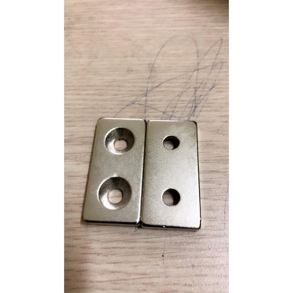 Nam châm 40x20x5 côn 2 lỗ vát 5mm
