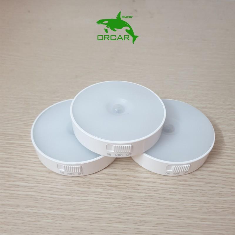 Đèn cảm biến chuyển động led hình tròn có pin sạc tự động phát sáng khi có người