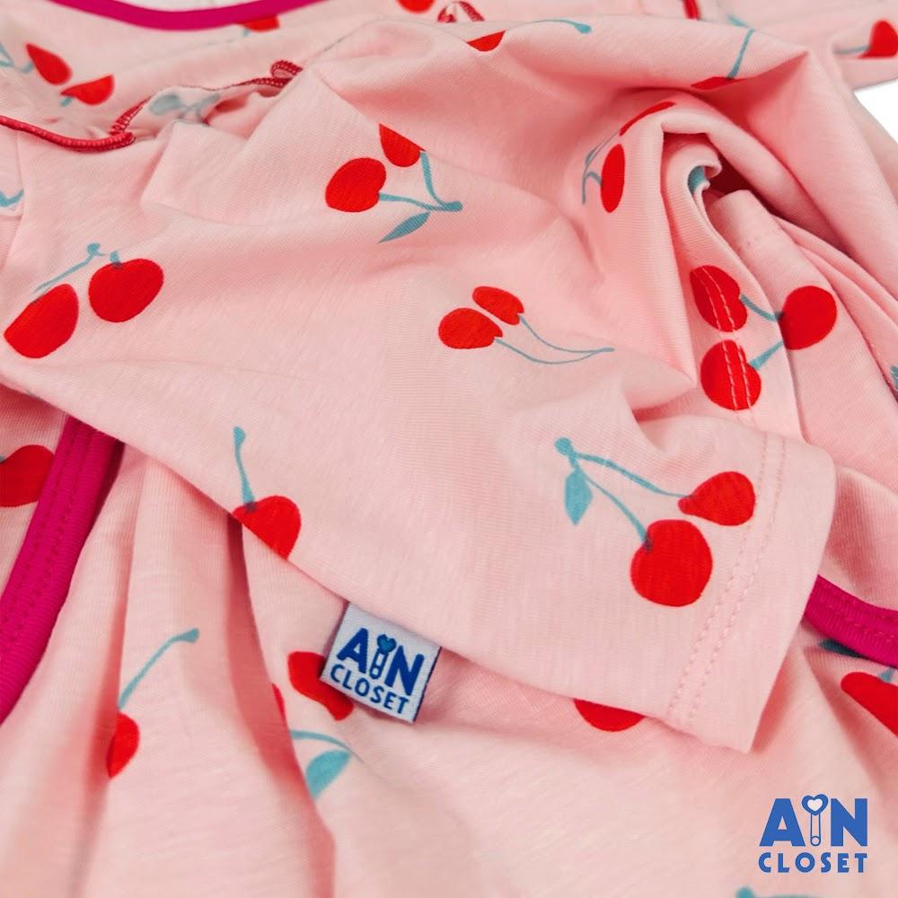 Bộ quần áo Dài bé gái họa tiết Quả Cherry Đỏ nền Hồng thun cotton - AICDBGKJXXUW - AIN Closet