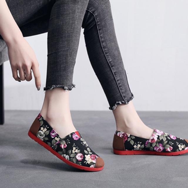 Giày vải slip on hoa lá flowery