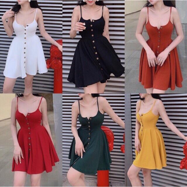 Đầm Xoè 2 Dây Kết Cúc Gỗ Siêu Xinh
