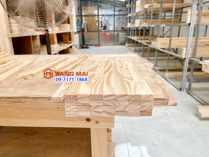 Thanh gỗ thông 1cm x 2cm x dài 30cm + láng mịn 4 mặt