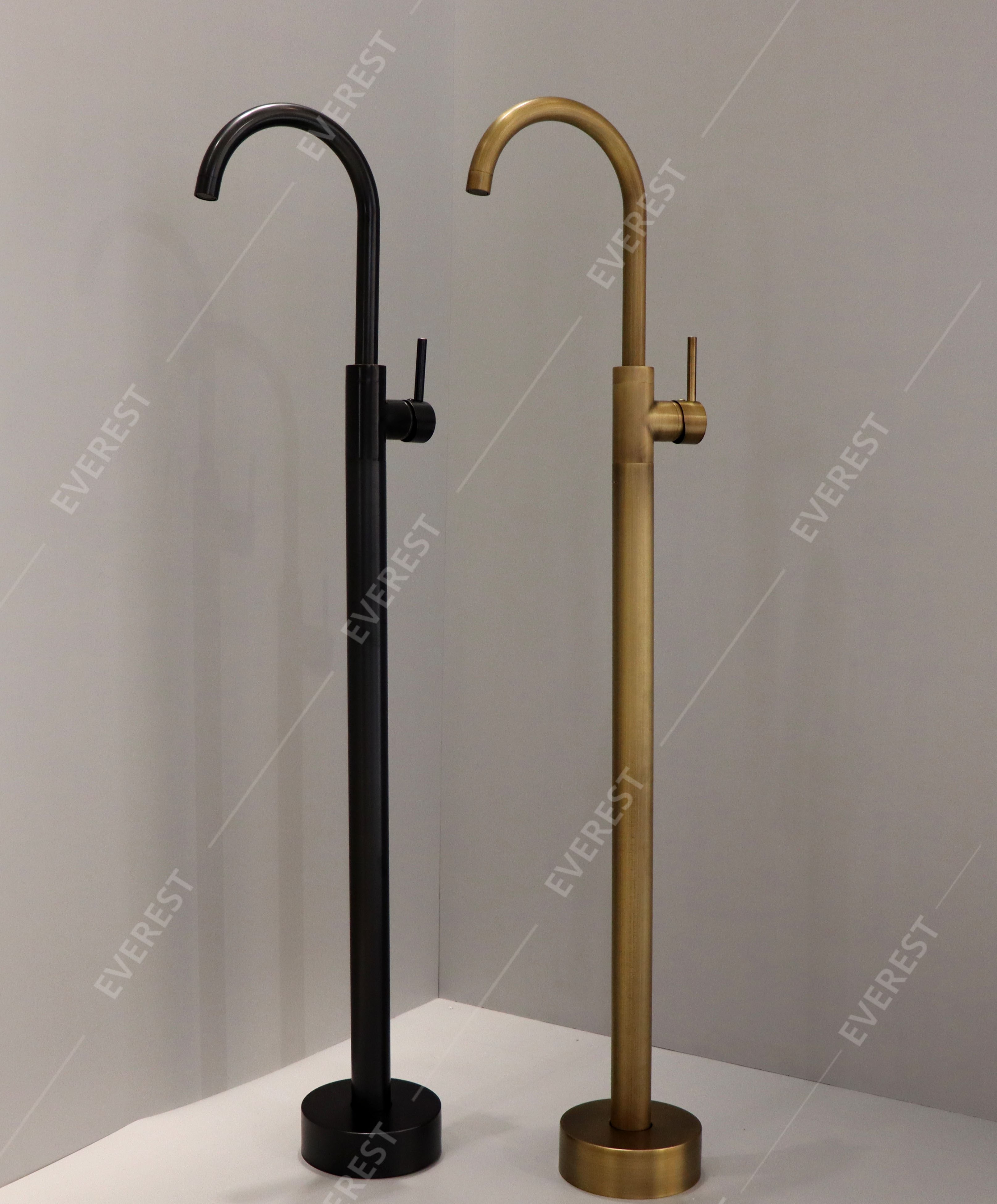 Sen bồn tắm đặt sàn bằng đồng EVEREST EV-1113