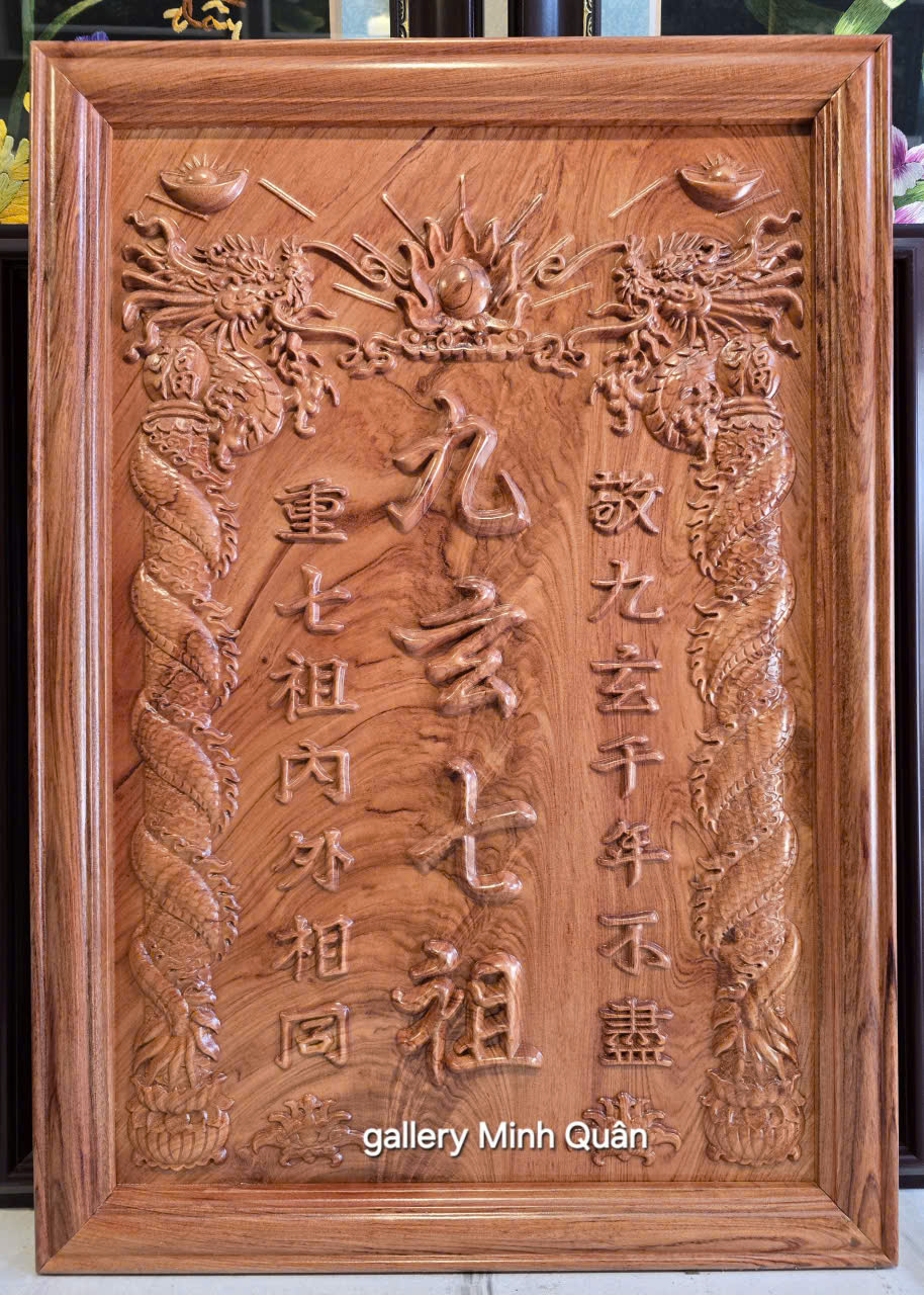 Liễn thờ gia tiên Cửu Huyền Thất Tổ chữ Hán nôm bằng gỗ hương đá