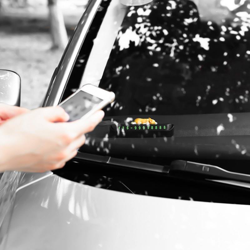 Bảng số điện thoại thiết kế tiện dụng cho xe hơi