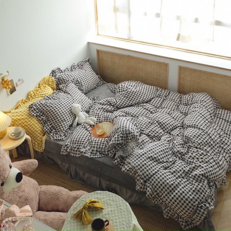 Set Nỉ Nhung Hàng Nhập Khẩu Cao Cấp 4 Món Kẻ Đen Viền
