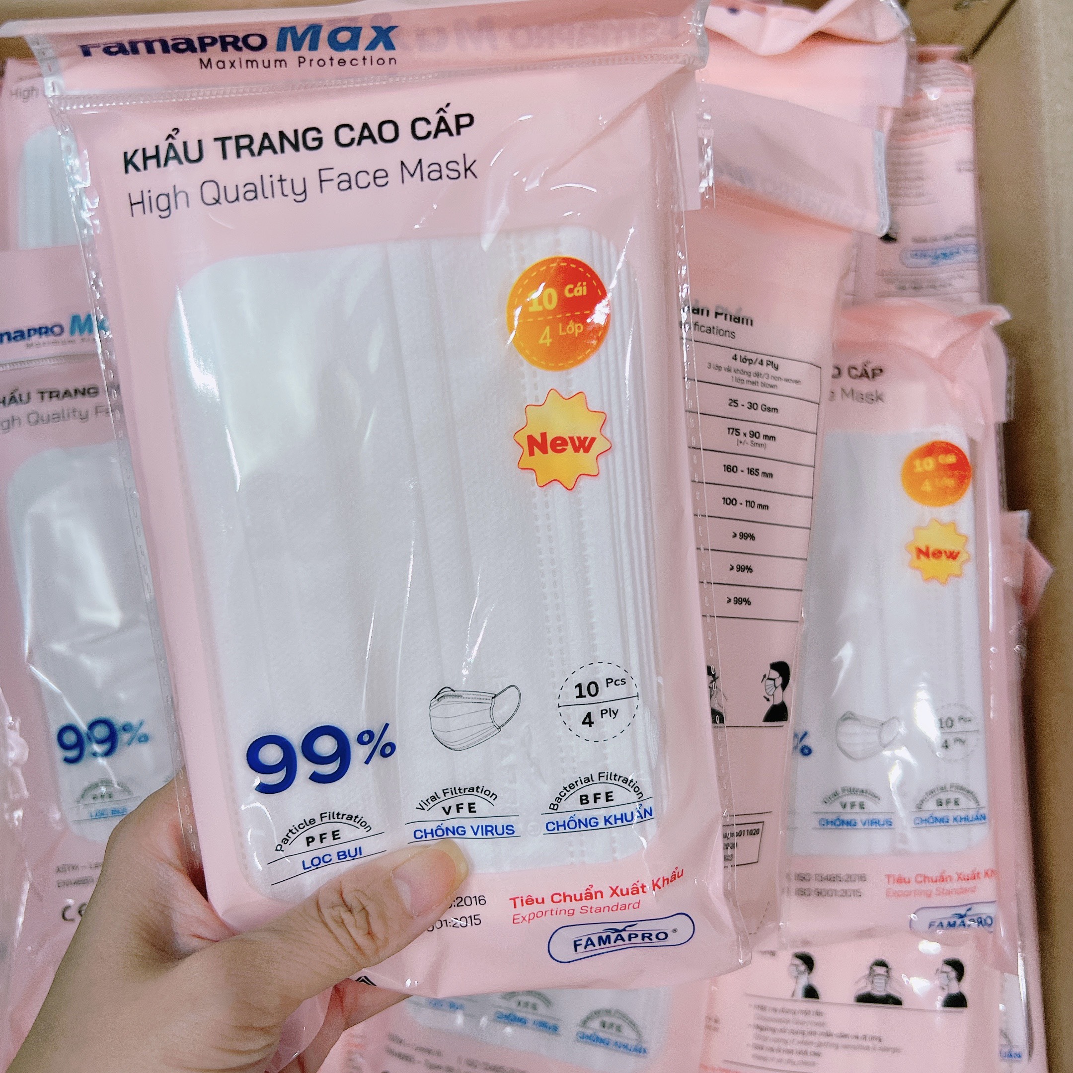 Combo 5 túi khẩu trang y tế 4 lớp kháng khuẩn cao cấp Famapro max, khẩu trang y tế trắng mịn - Quà tặng sức khỏe