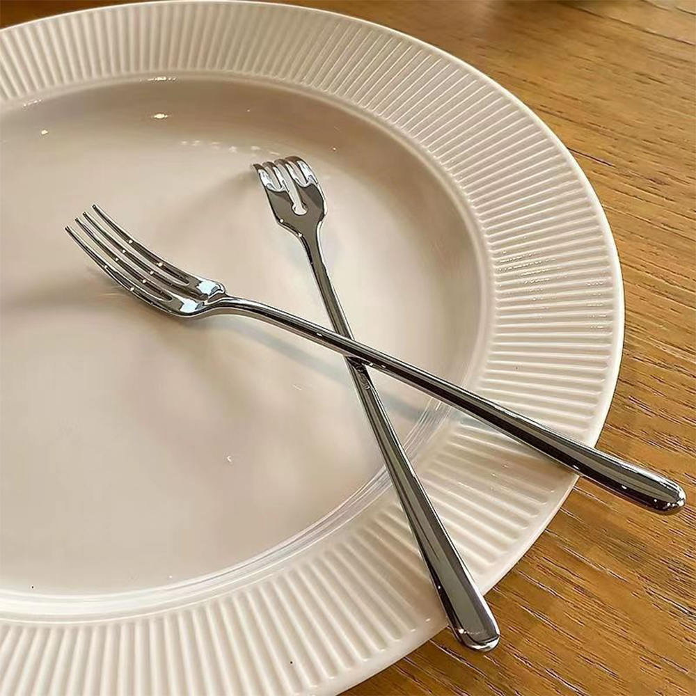 Combo 5 nĩa inox không gỉ nhỏ gọn phù hợp ăn trái cây, bánh ngọt sang trọng đa năng