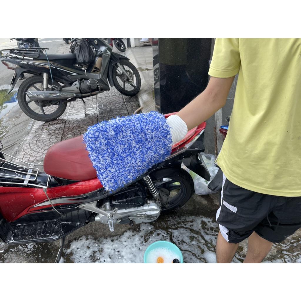 Bao Tay Rửa Xe Siêu Sợi Microfiber Mềm Mịn Giữ Và Tạo Bọt Tốt
