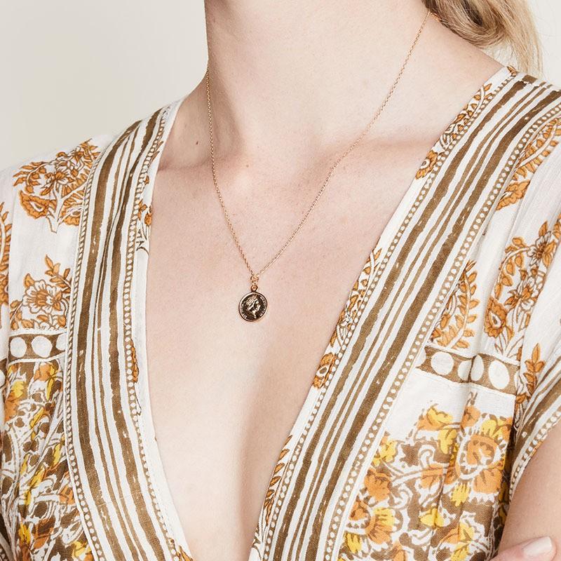 Dây Chuyền Mặt Đồng Xu Phong Cách Cổ Điển
