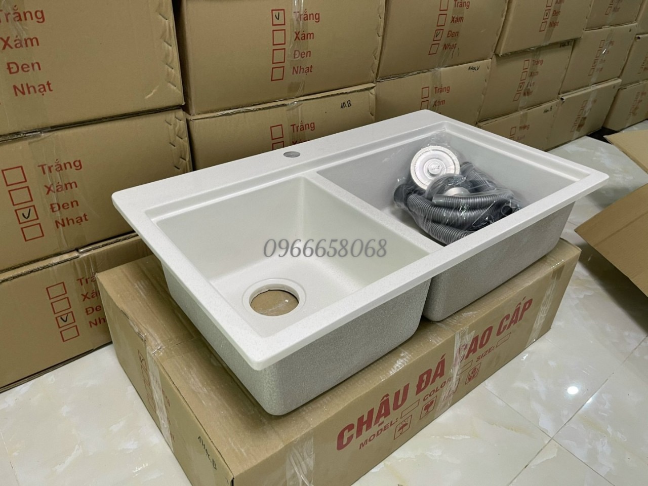 Chậu rửa chén đá nhân tạo màu trắng 2 hộc KT 79*48*20