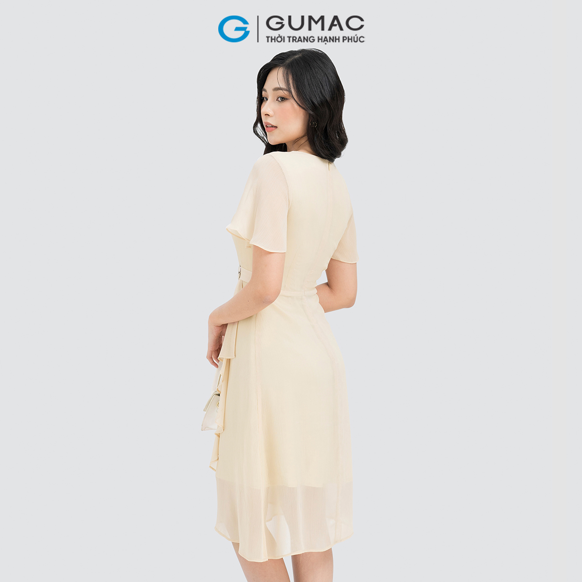 Đầm kiểu thân đắp chéo GUMAC DD04047