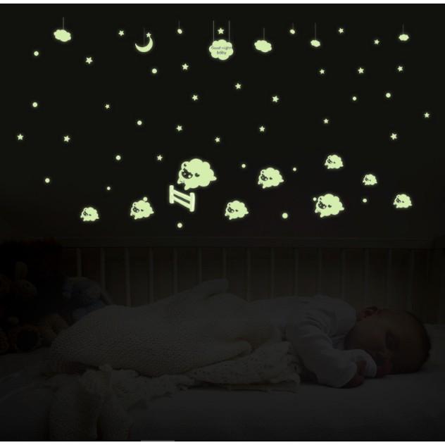 Decal trang trí tường - Cừu Con Đáng yêu - DẠ QUANG