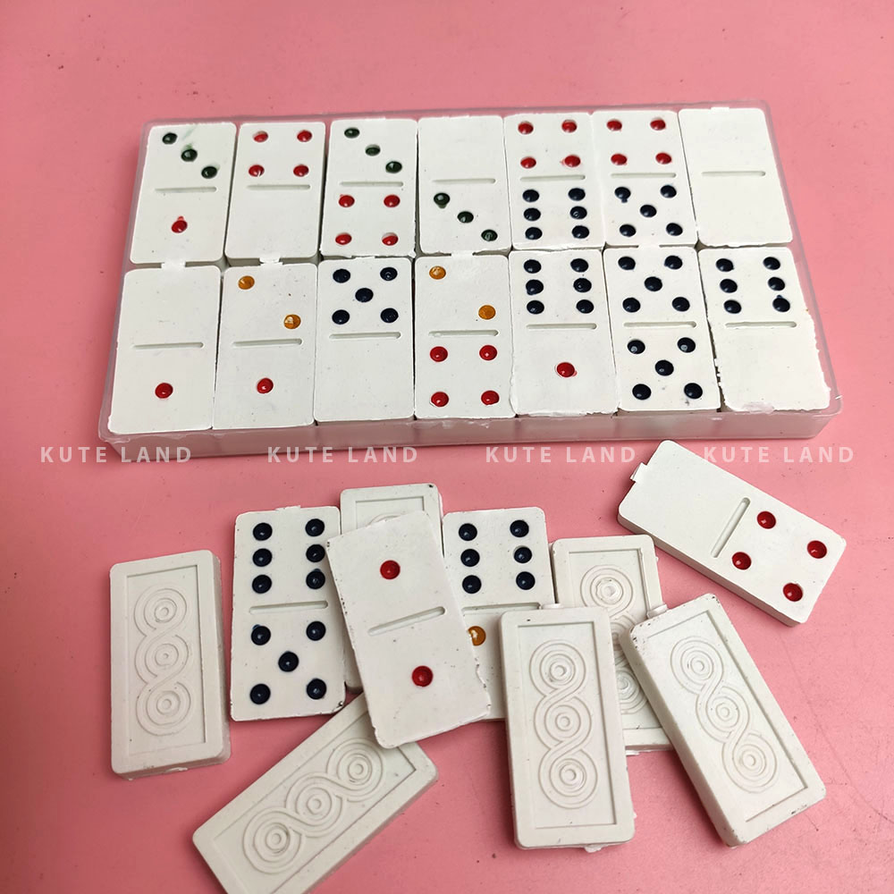 Bộ Cờ Domino 28 quân màu trắng chất liệu nhựa quân cờ được làm tỉ mỉ an toàn