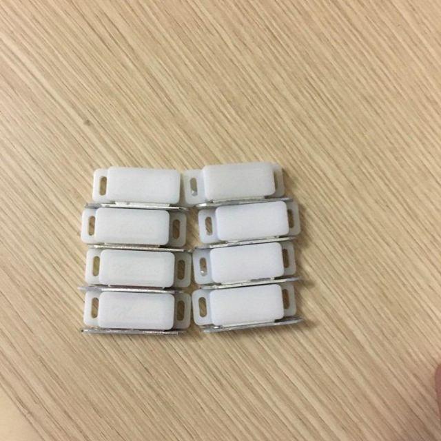 Bịch 24 cái Hít cánh cửa tủ size nhỏ , 12 cái size lớn