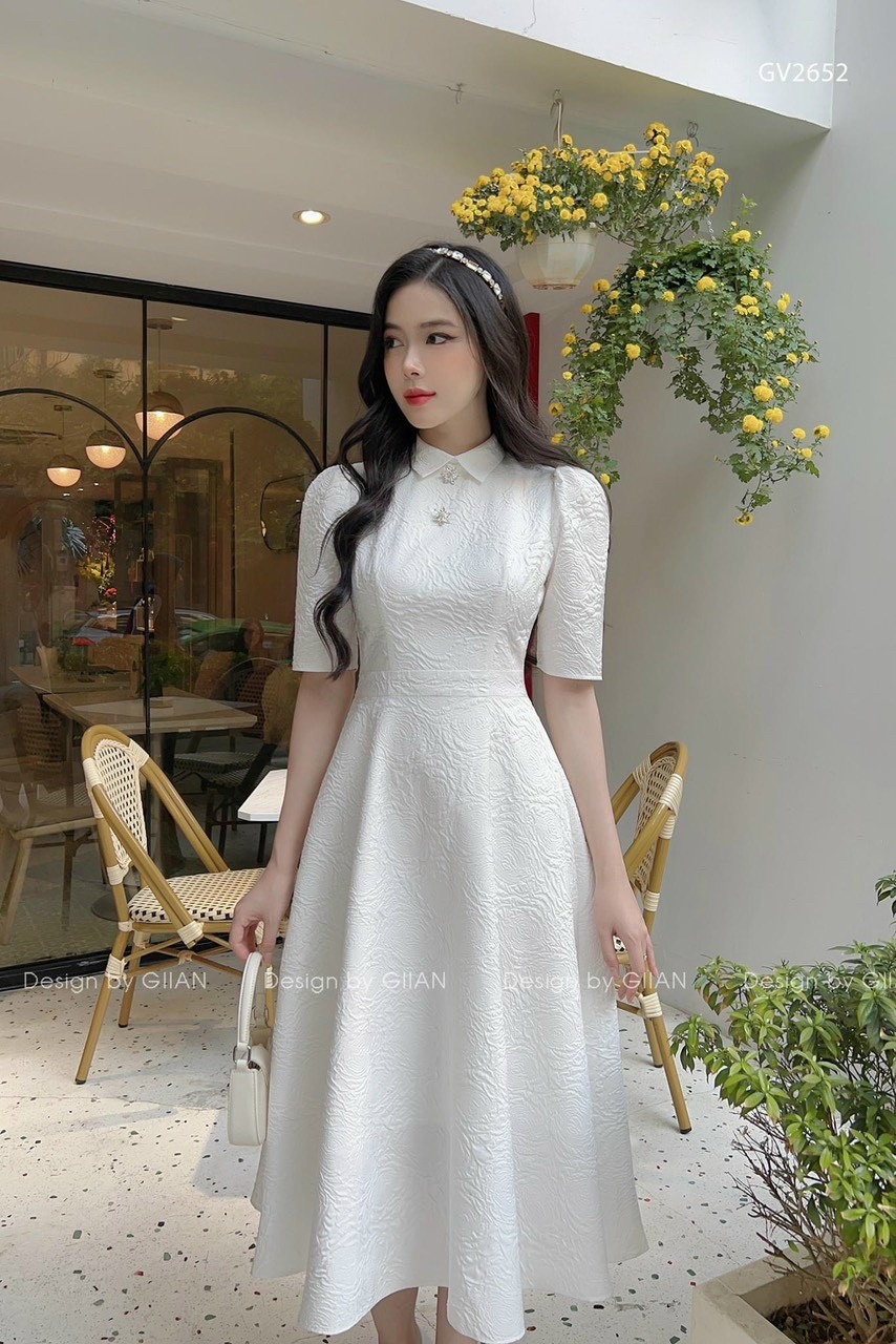 ĐẦM GẤM TAY LỠ KÈM PHỤ KIỆN MÀU Y HÌNH
