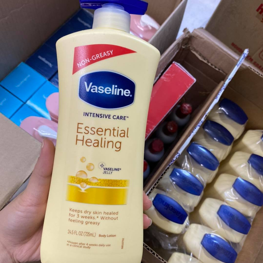 Sữa dưỡng thể Vaseline Intensive Care Essential Healing Lotion 725ml Vàng Mẫu mới