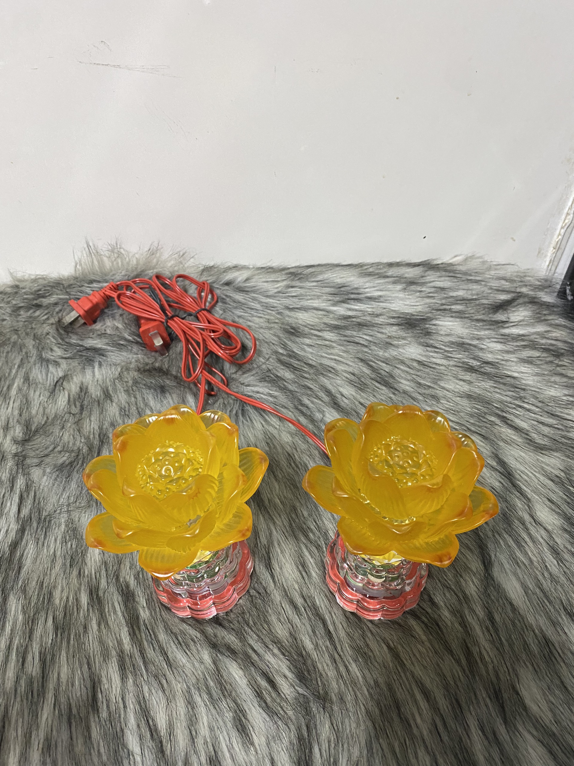 ĐÈN THỜ PHA LÊ-LƯU LY CAO CẤP 598 GIÁ BÁN 1 CẶP