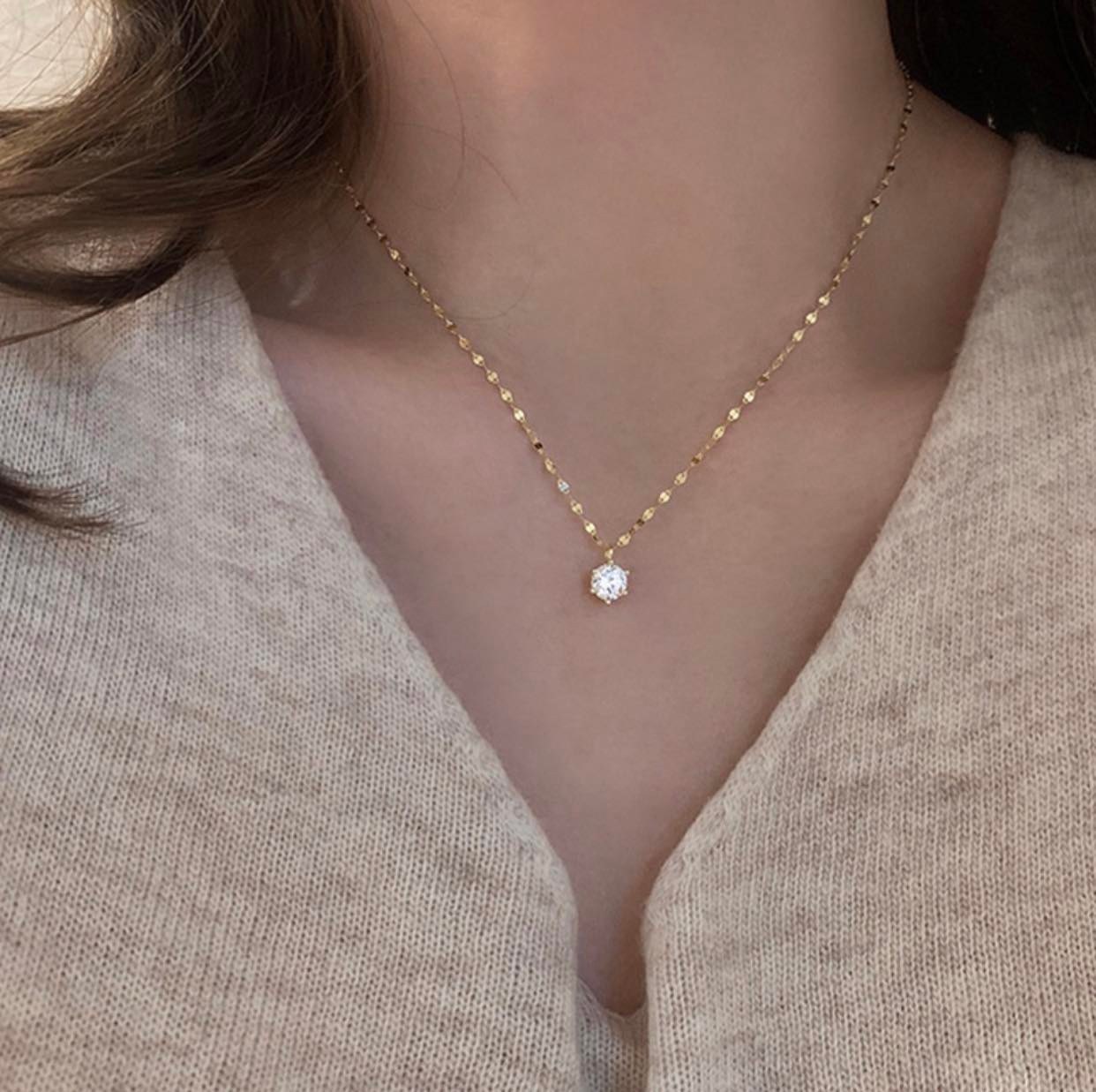 Vòng cổ mặt dây chuyền zirconia sang trọng dành cho phụ nữ bằng vàng cổ điển