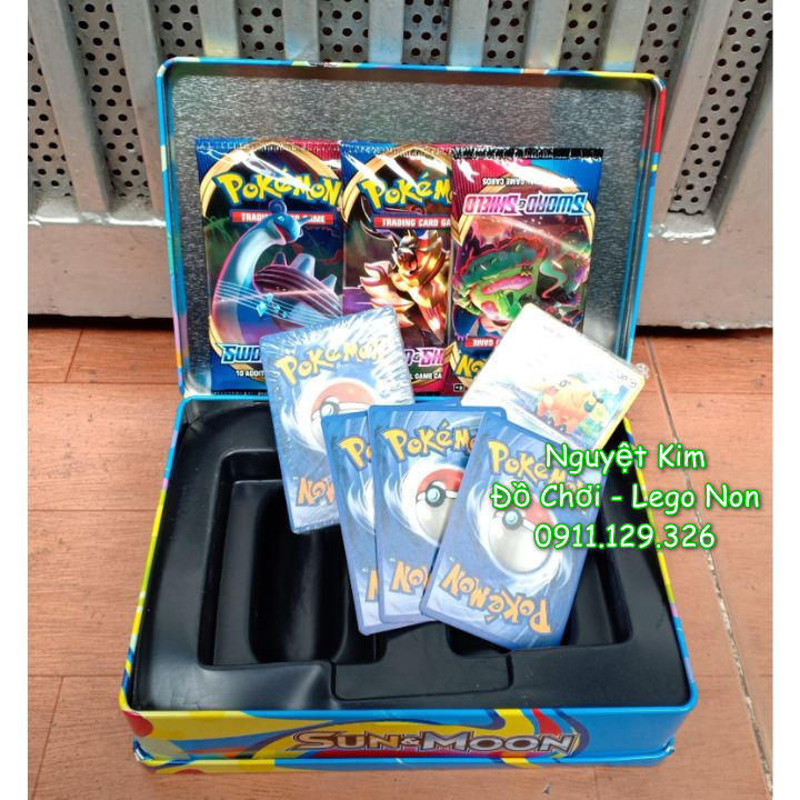 [SIZE 3] Thẻ Bài Pokemon Hộp Sắt Nắp Liền Hàng Siêu Chuẩn Đẹp Trò Chơi Sưu Tầm - Loại 80 Thẻ Bài Và 3 Túi Thẻ Vip