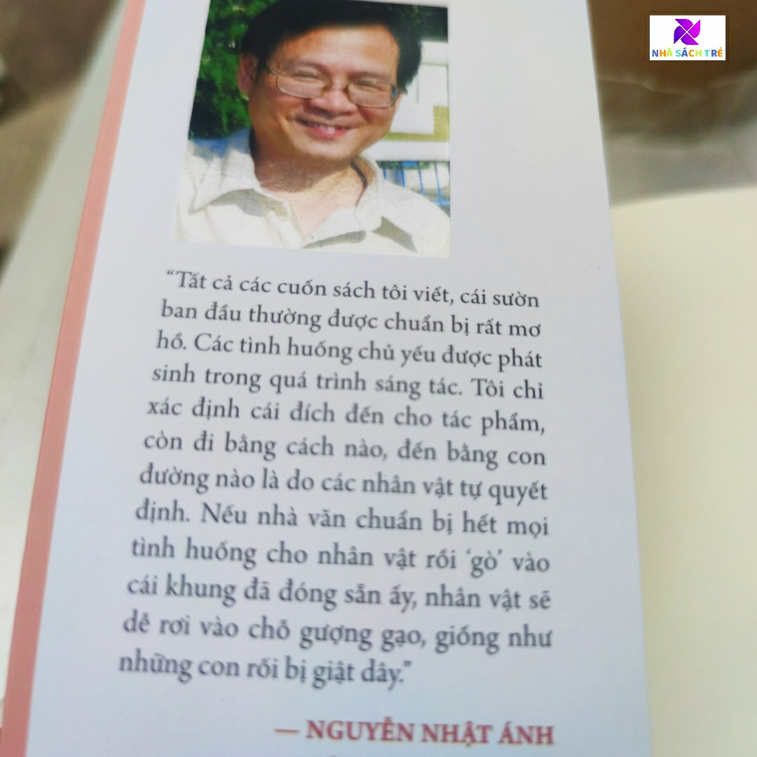 Combo Trại Hoa Vàng + Hoa Hồng Xứ Khác