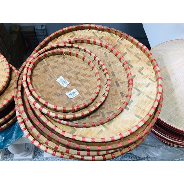 Mẹt tre bún đậu