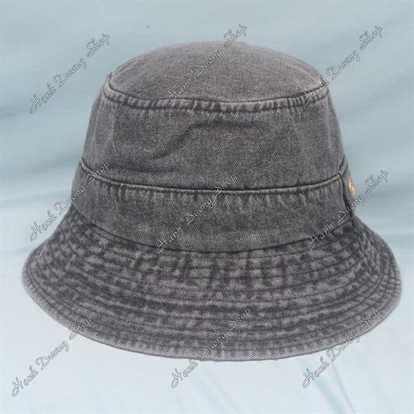 Nón tai bèo jean hàng quảng châu vòng đầu 58-59cm, mũ bucket vành rộng 6,5cm có may quai gắn chữ D bên hông phía trong có dây rút giảm size vải jean oát - Đen