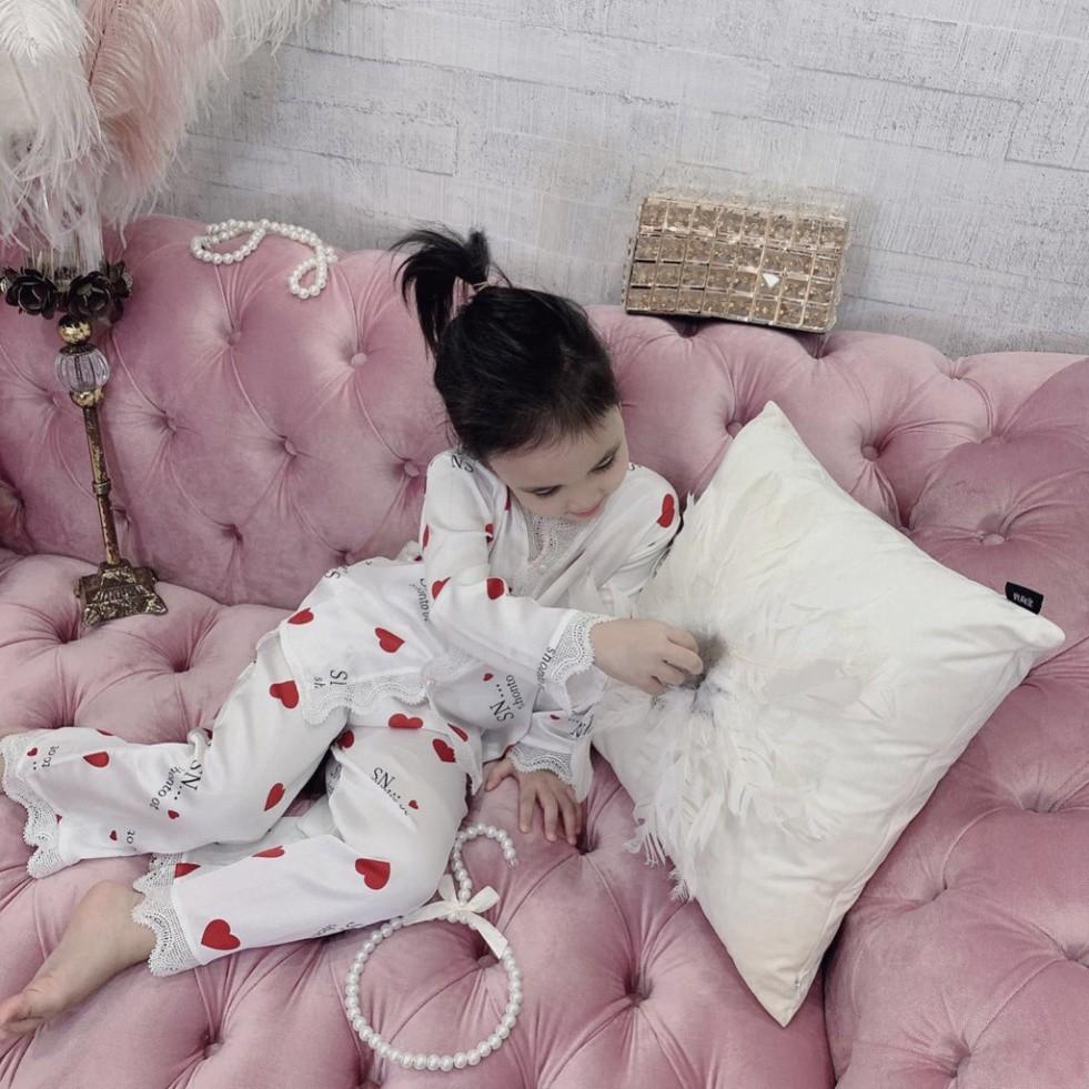 Bộ Ngủ Pijama Lụa Satin Hình Tim Dài Tay Bé Gái - Babi mama