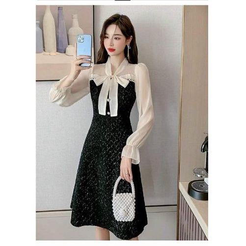 HÀNG NHẬP - ĐẦM THUN KIM TUYẾN PHỐI TAY VOAN