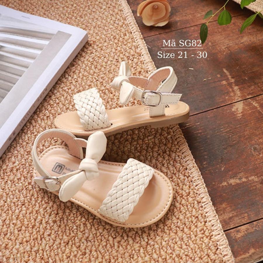 Sandal bé gái 1 2 3 4 5 tuổi NHÍM SHOP quai ngang tết sam điệu đà 3 màu hồng đen trắng thời trang phong cách Hàn Quốc phù hợp cho trẻ em nữ mang đi học đi biển dạo phố sành điệu và dễ thương SG82