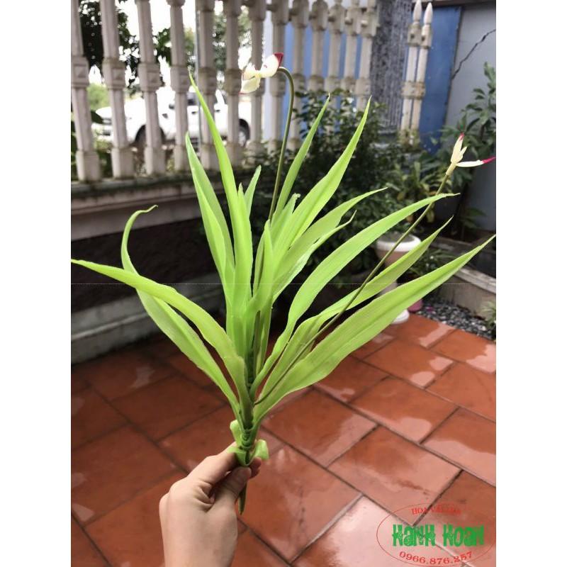 Cụm lá dứa hoa , lan leo nhựa- Hoa giả trang trí
