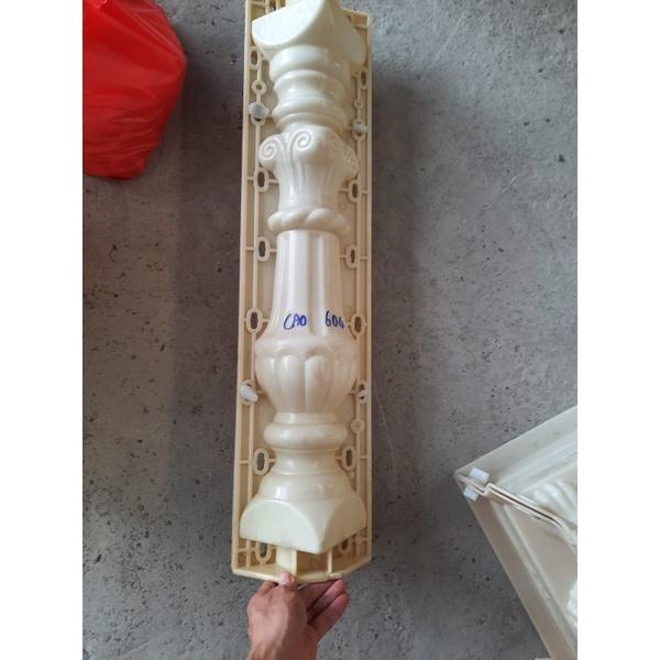 Khuôn Lan Can Tai Xoắn Cao 60cm