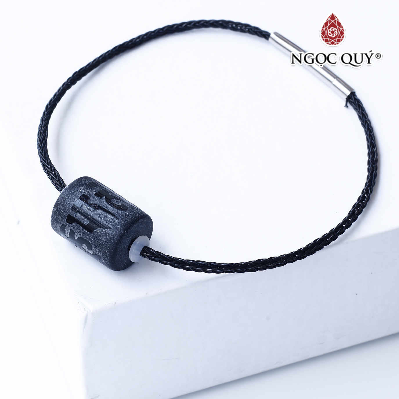 Vòng dây thép đá obsidian khắc lục tự minh chú mệnh thủy , kim - Ngọc Quý Gemstones