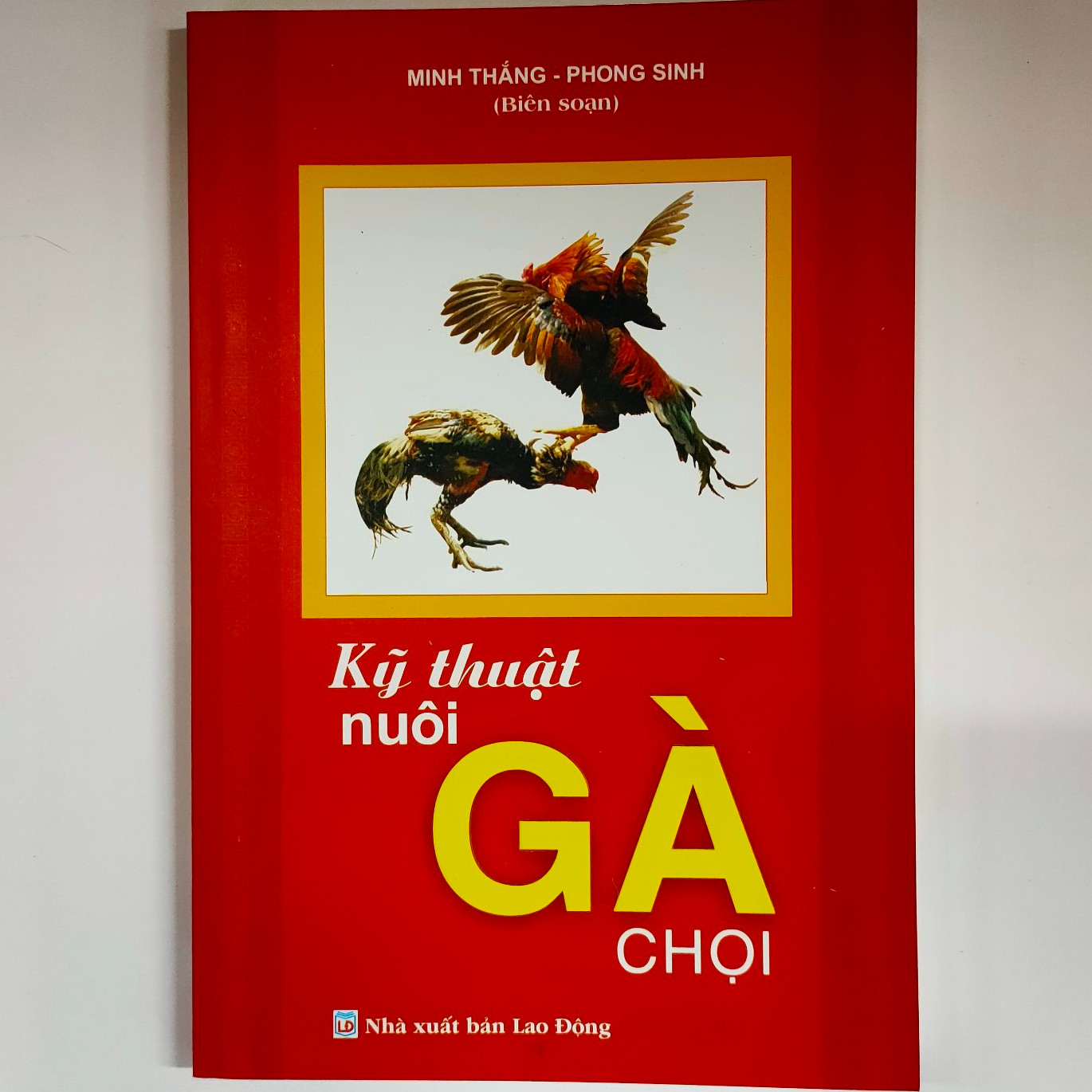 Bí quyết chọn nuôi gà đá - Những điều cần biết về chọn và nuôi gà chọi - Kỹ Thuật nuôi gà chọi - Kinh nghiệm nuôi gà chọi (4 cuốn)