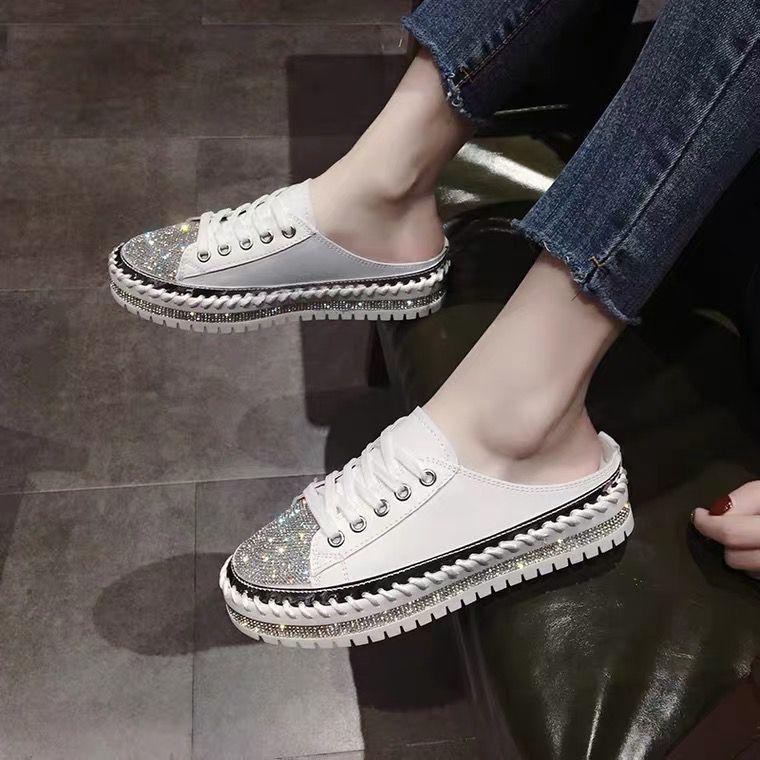Women wear semi-sandals and slippers in the fall of 2021, the new style Baotou fashion flat-soled shoes without heels ins trend