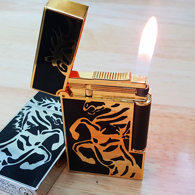 Vỏ Hột Quẹt Bật Lửa Upon Gas Đá D204V Họa Tiết Sơn Mài Ngựa Bản Giới Hạn Màu Vàng - Dùng Gas Đá Cao Cấp