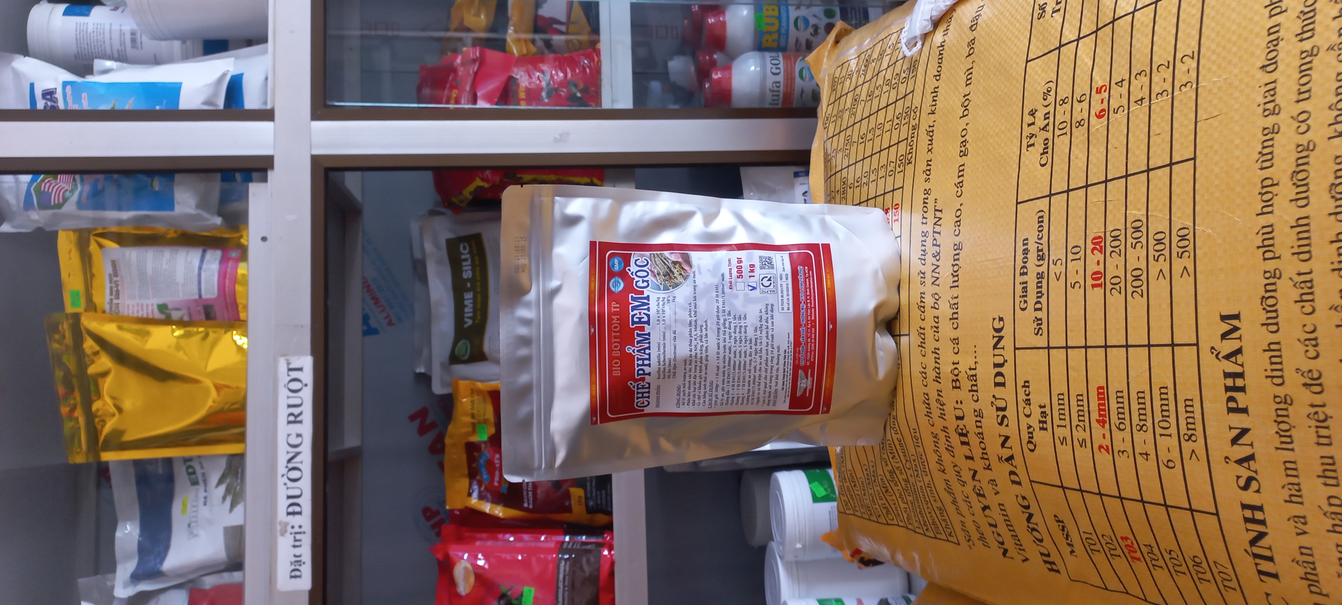 Chế phẩm EM gốc. Phân hủy bùn đen, nước hôi. Ủ mật đường, gói 1kg