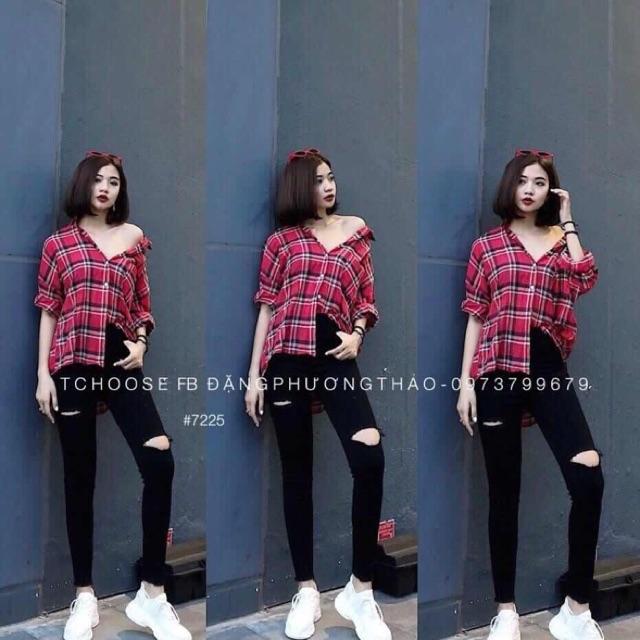 Quần jean nữ rách gối lệch cá tính