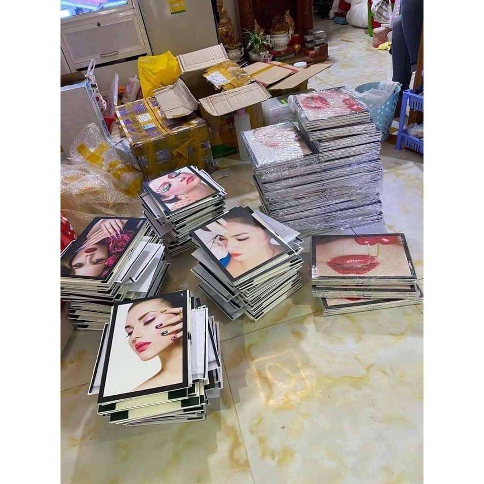 Bộ tranh FOMEX dán tường 11 tấm tiệm cắt tóc nữ. Mã TH102