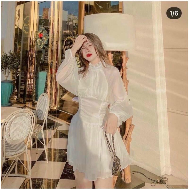 Đầm trắng cổ trụ cao phối bèo tay dài tiểu thư hở lưng