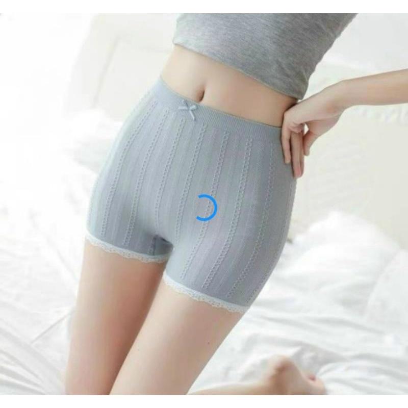Quần mặc trong váy, quần trong váy