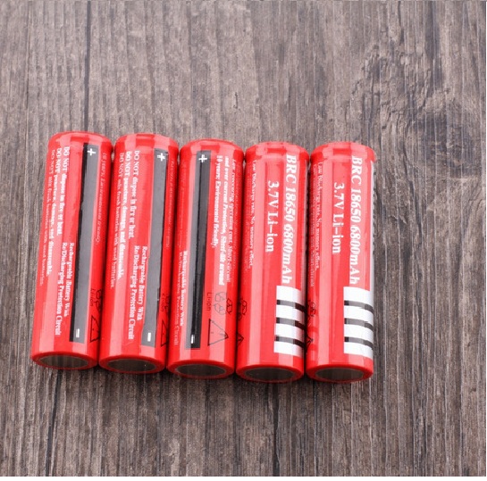 Combo 2 Pin lithium dung lượng cao sạc lại 18650 3.7V đỏ 6800mAh - Hàng nhập khẩu