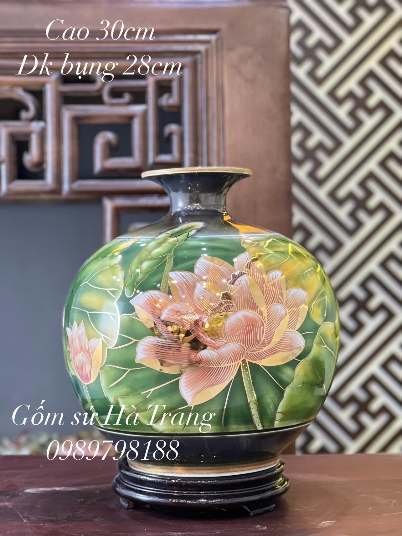 Bình hút tài lộc gốm sứ Bát Tràng cao cấp vẽ 3D vẽ vàng hoạ tiết sen phú quý cao 30cm