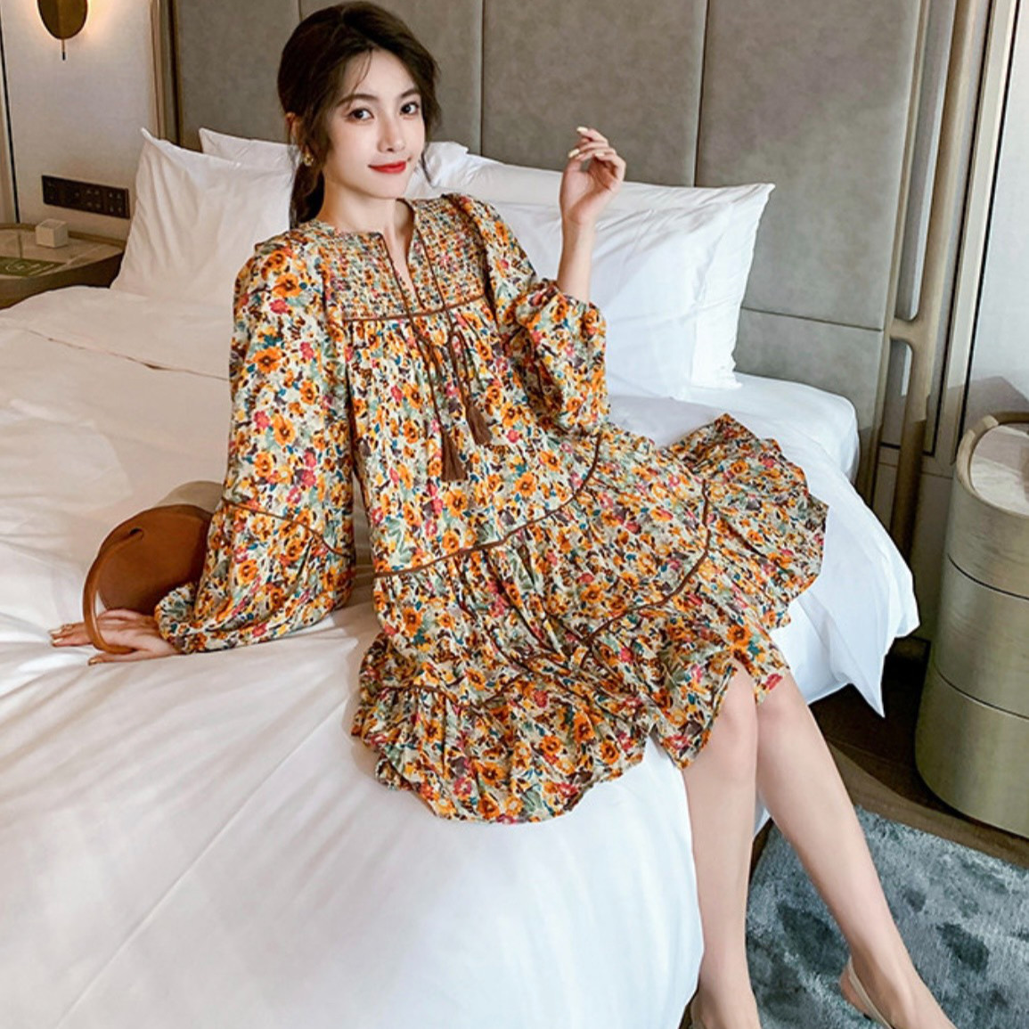 Đầm nối tầng hoa nhí vàng nâu đi chơi dự tiệc chất vải lụa cao cấp SPRING DRESS