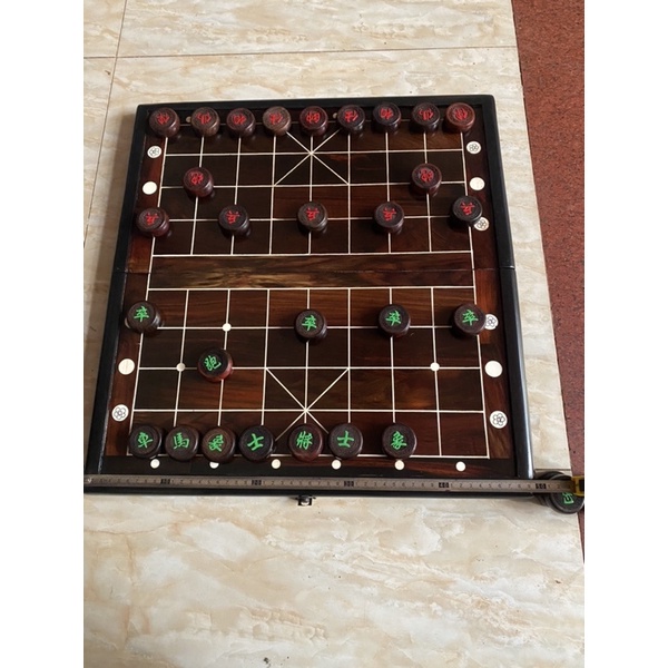 BÀN CỜ TƯỚNG GỖ TRẮC ĐỎ ĐEN KHẢM MẶT