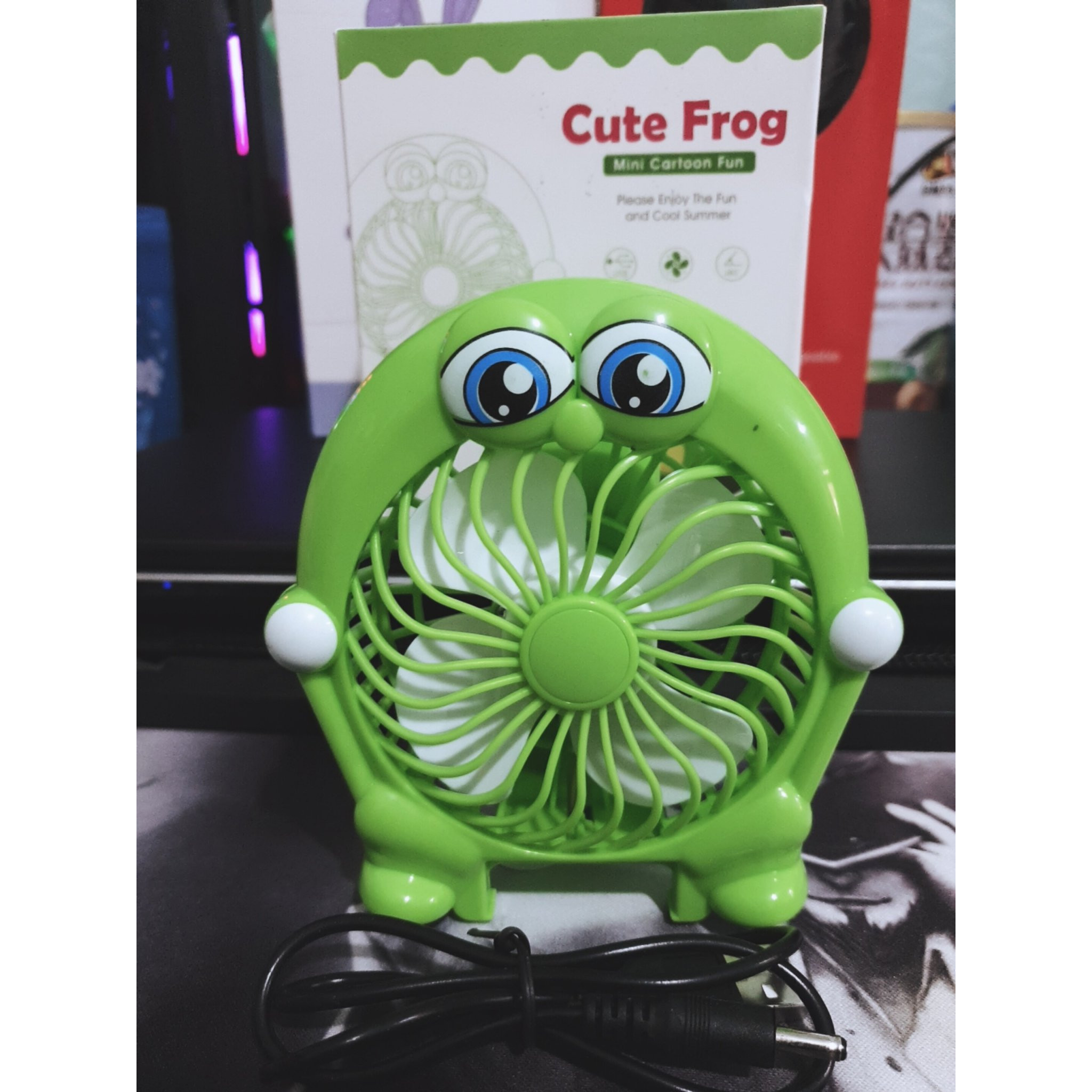 Quạt sạc cầm tay Mini gấp gọn hình Ếch xanh hoạt hình siêu dễ thương Cute Frog JL